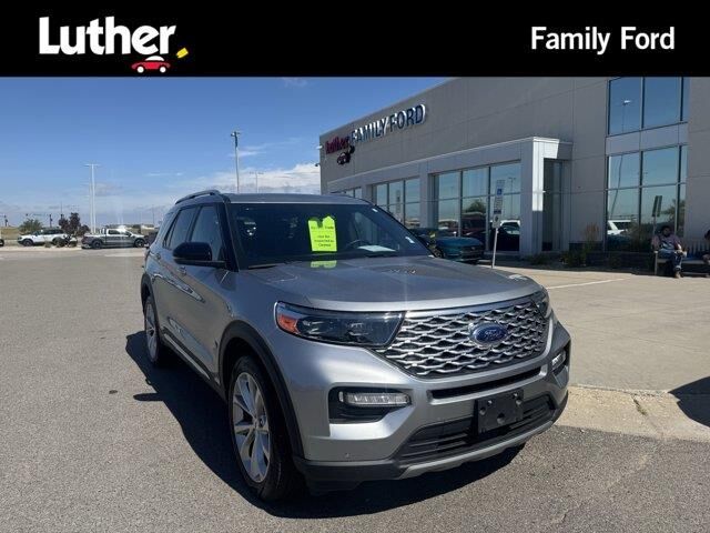 2023 Ford Explorer Platinum — photo 1 of 13