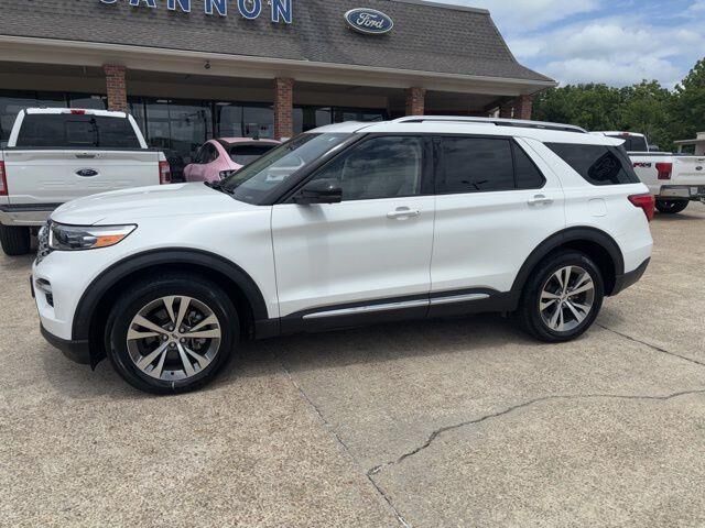 2020 Ford Explorer Platinum — photo 1 of 13