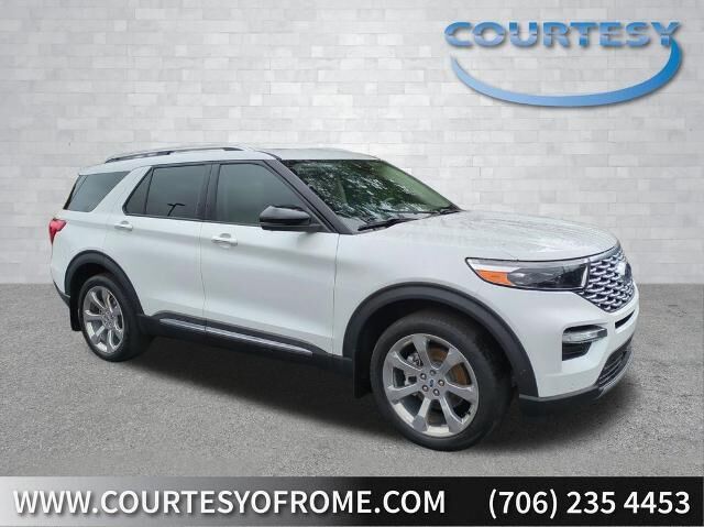2020 Ford Explorer Platinum — photo 1 of 13