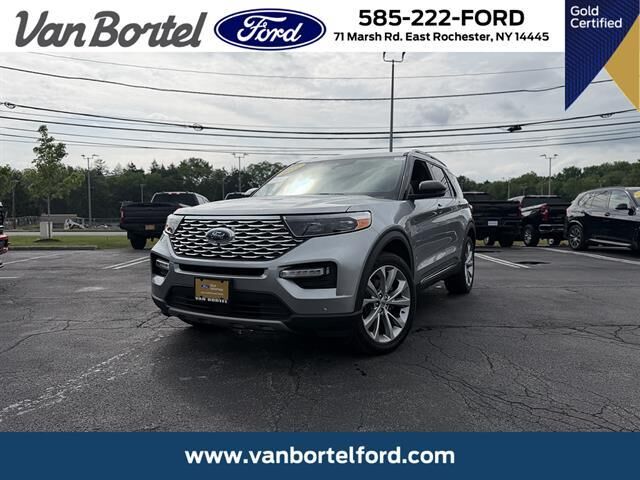 2021 Ford Explorer Platinum — photo 1 of 26