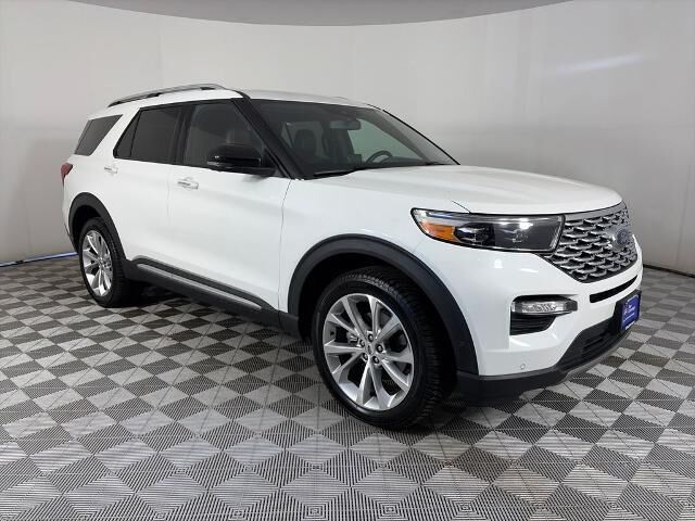 2022 Ford Explorer Platinum — photo 1 of 33