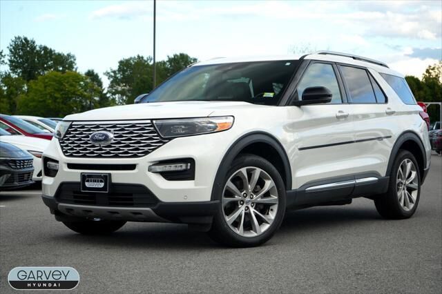 2021 Ford Explorer Platinum — photo 1 of 14