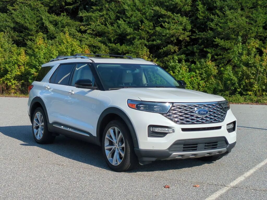 2021 Ford Explorer Platinum — photo 1 of 4
