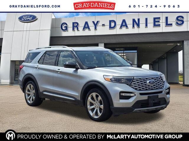 2020 Ford Explorer Platinum — photo 1 of 13