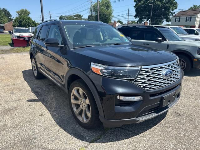 2020 Ford Explorer Platinum — photo 1 of 41