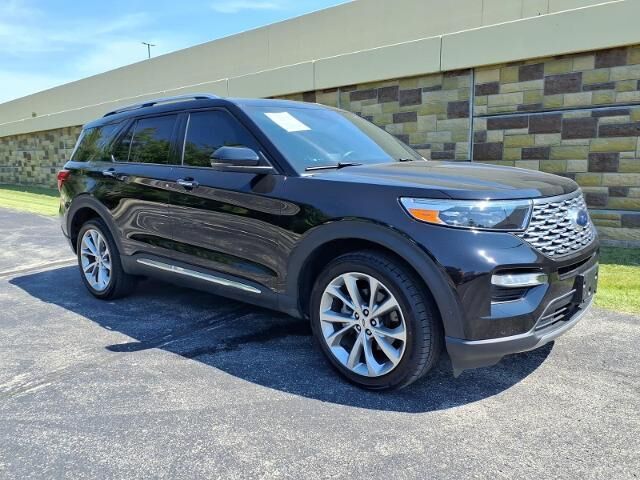 2021 Ford Explorer Platinum — photo 1 of 13