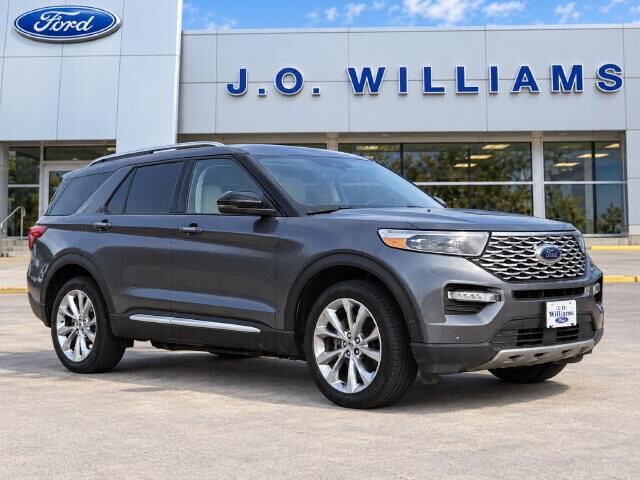 2022 Ford Explorer Platinum