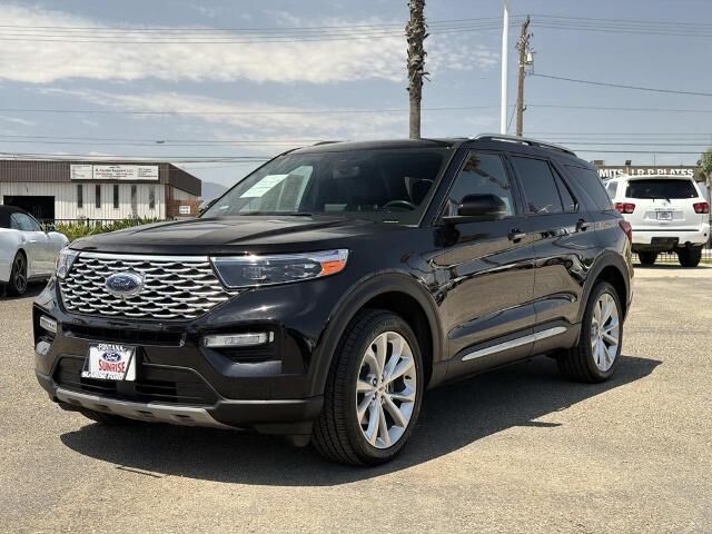 2022 Ford Explorer Hybrid Platinum — photo 1 of 26