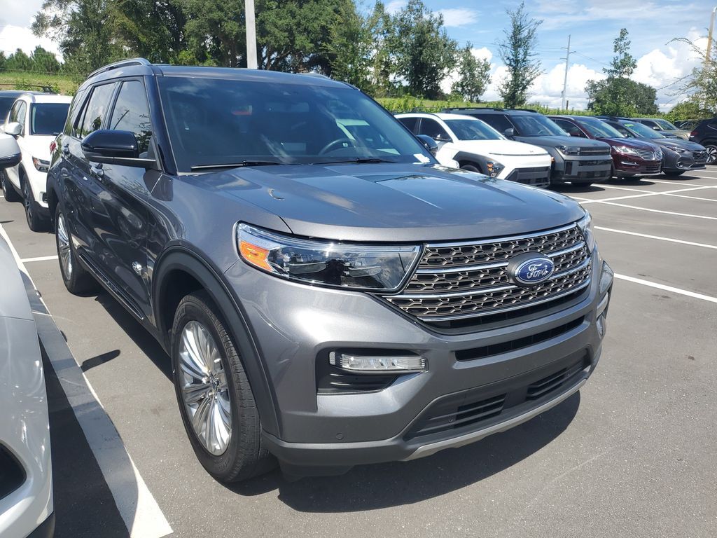 2024 Ford Explorer King Ranch — photo 1 of 13