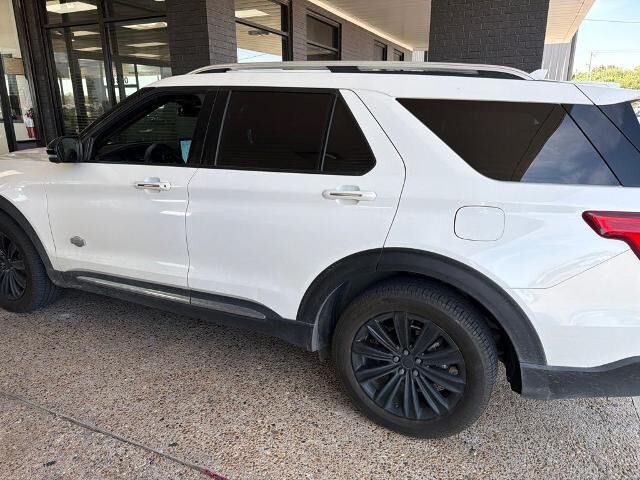 2021 Ford Explorer King Ranch — photo 1 of 6