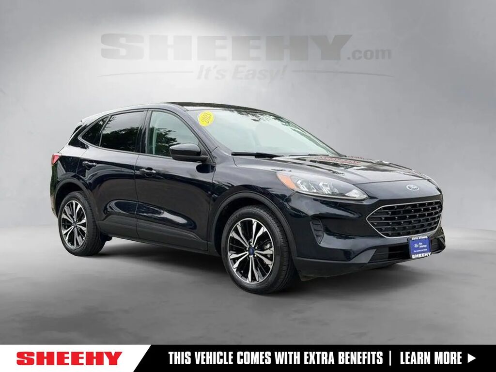 2021 Ford Escape Hybrid SE — photo 1 of 10