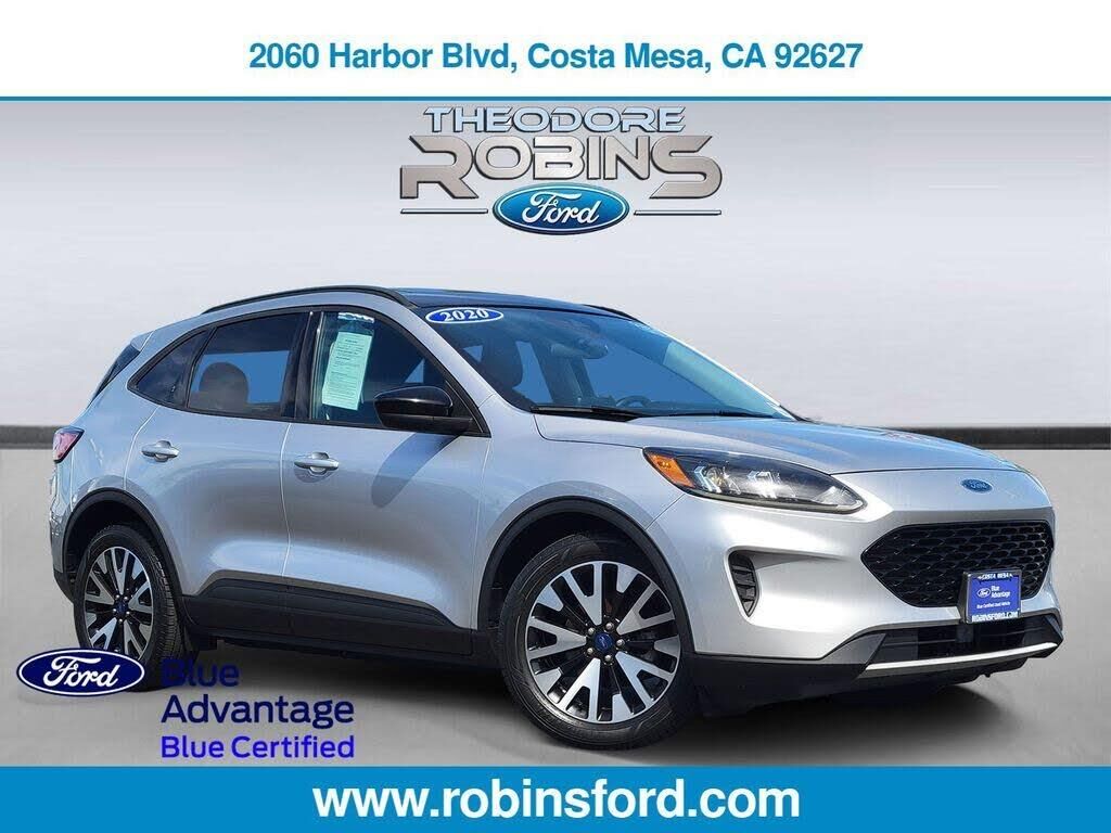 2020 Ford Escape Hybrid SE Sport — photo 1 of 1