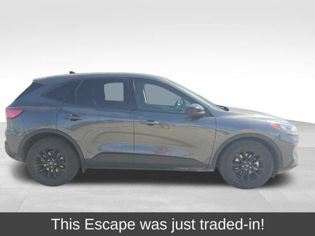 2020 Ford Escape Hybrid SE Sport — photo 1 of 2