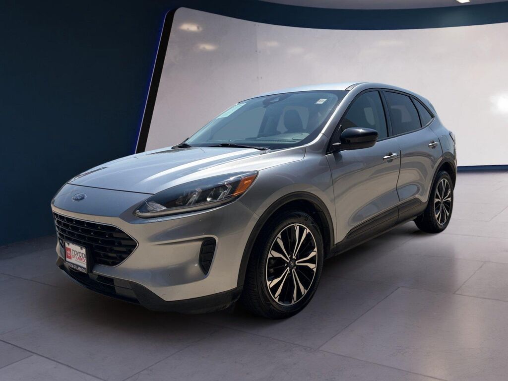 2021 Ford Escape — photo 1 of 13