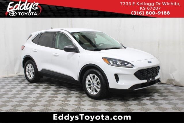 2022 Ford Escape Hybrid SE