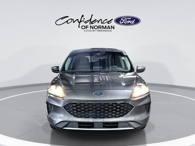2021 Ford Escape Hybrid SE