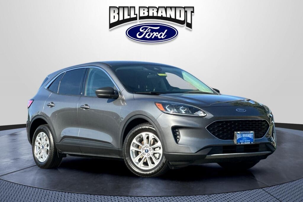 2022 Ford Escape Hybrid SE — photo 1 of 7