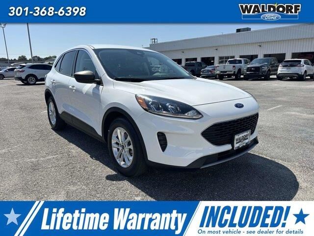 2022 Ford Escape Hybrid SE — photo 1 of 38