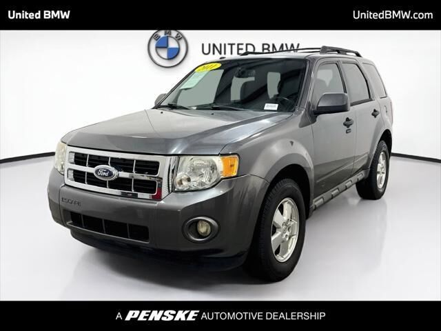 2011 Ford Escape XLT — photo 1 of 13