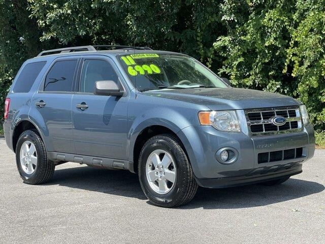 2011 Ford Escape XLT — photo 1 of 26
