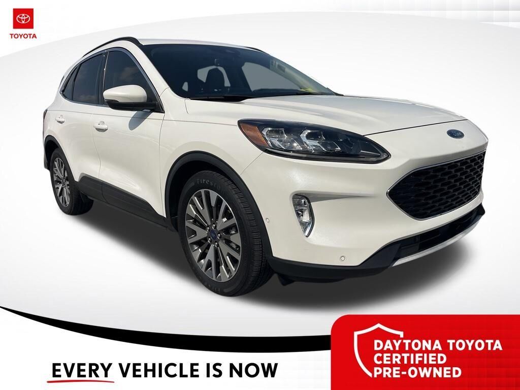 2020 Ford Escape Hybrid Titanium — photo 1 of 20