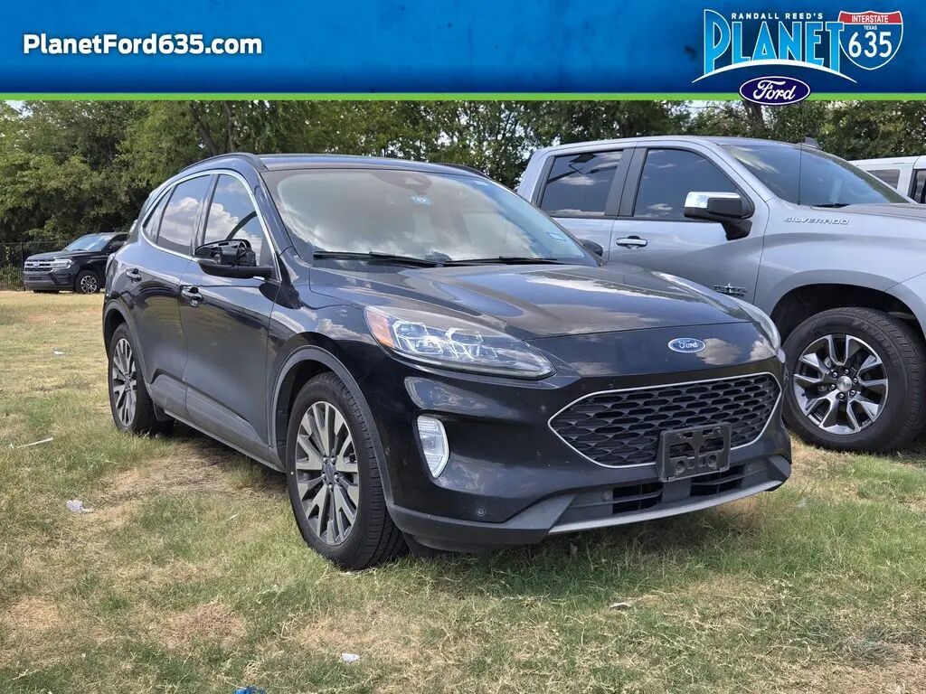2020 Ford Escape Hybrid Titanium — photo 1 of 1