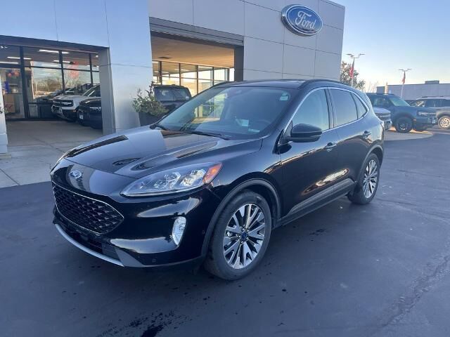 2020 Ford Escape Hybrid Titanium