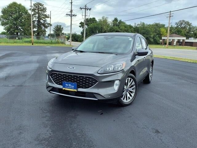 2021 Ford Escape Hybrid Titanium