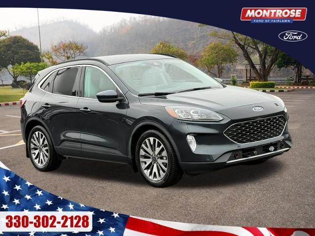 2022 Ford Escape Hybrid Titanium — photo 1 of 13