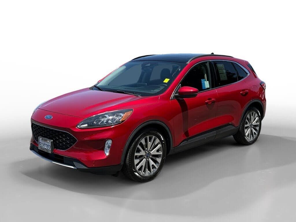 2020 Ford Escape Hybrid Titanium — photo 1 of 2