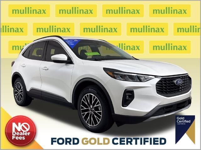2023 Ford Escape Plug-In Hybrid Base