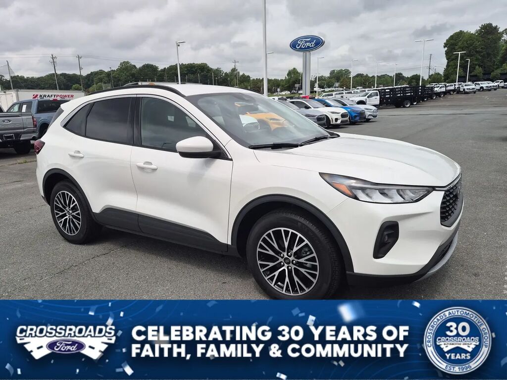 2023 Ford Escape Plug-In Hybrid Base — photo 1 of 14