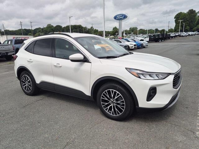 2023 Ford Escape Plug-In Hybrid Base