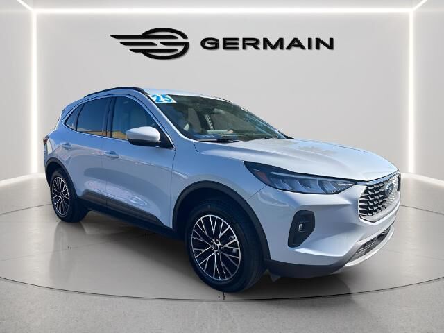 2025 Ford Escape Plug-In Hybrid PHEV