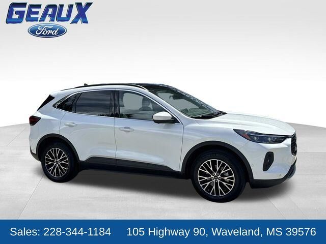 2023 Ford Escape Plug-In Hybrid Base — photo 1 of 1