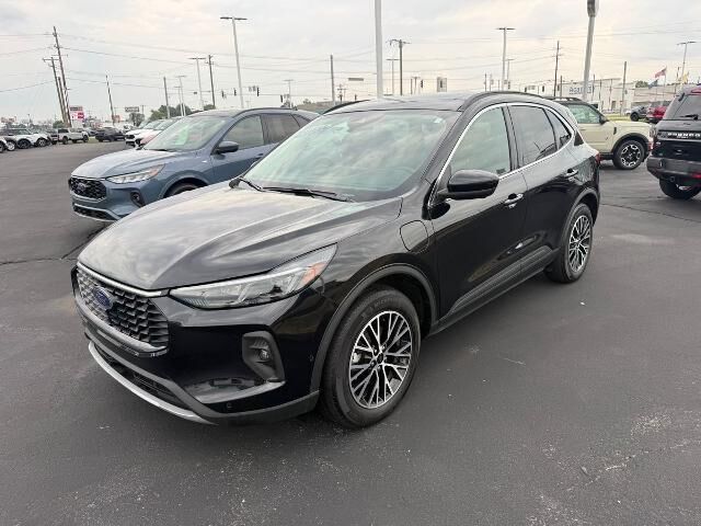 2023 Ford Escape Plug-In Hybrid Base — photo 1 of 40