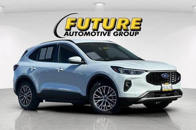 2025 Ford Escape Plug-In Hybrid PHEV — photo 1 of 26