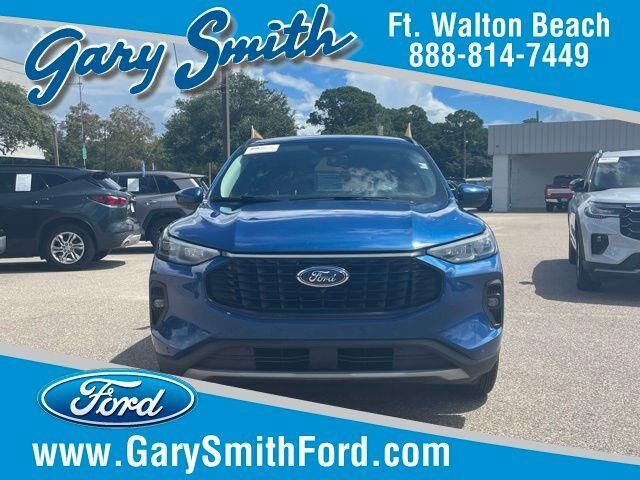 2023 Ford Escape Plug-In Hybrid Base