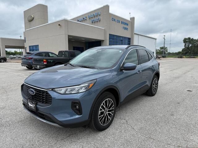 2025 Ford Escape Plug-In Hybrid PHEV — photo 1 of 13