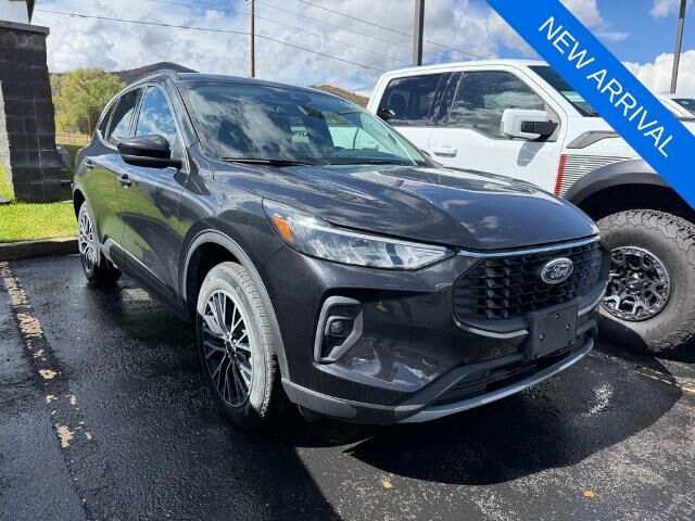 2025 Ford Escape Plug-In Hybrid PHEV