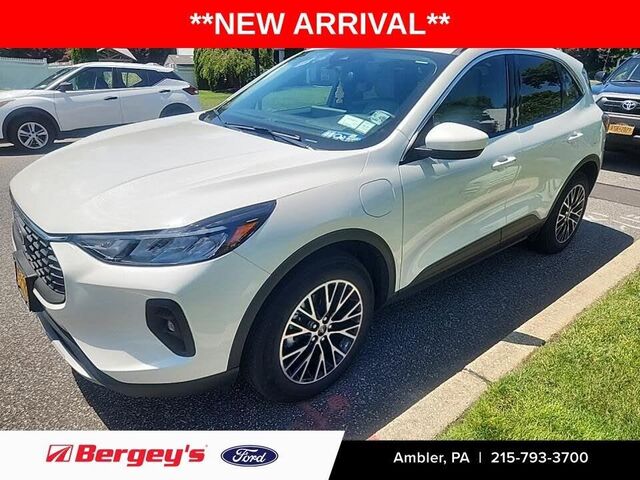 2023 Ford Escape Plug-In Hybrid Base — photo 1 of 1