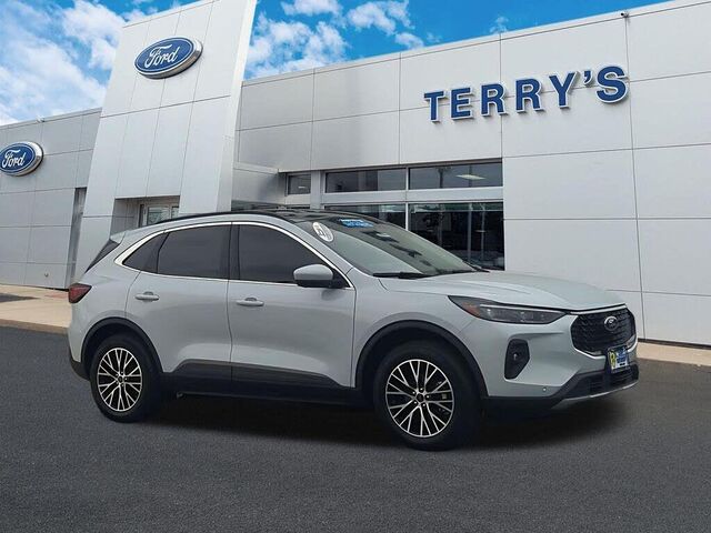 2025 Ford Escape Plug-In Hybrid PHEV