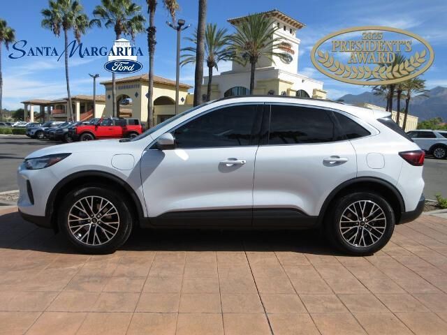 2025 Ford Escape Plug-In Hybrid PHEV — photo 1 of 26