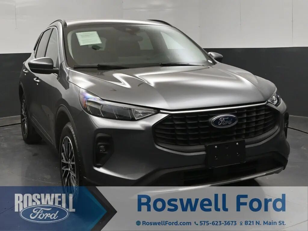 2026 Ford Escape Plug-In Hybrid PHEV — photo 1 of 12