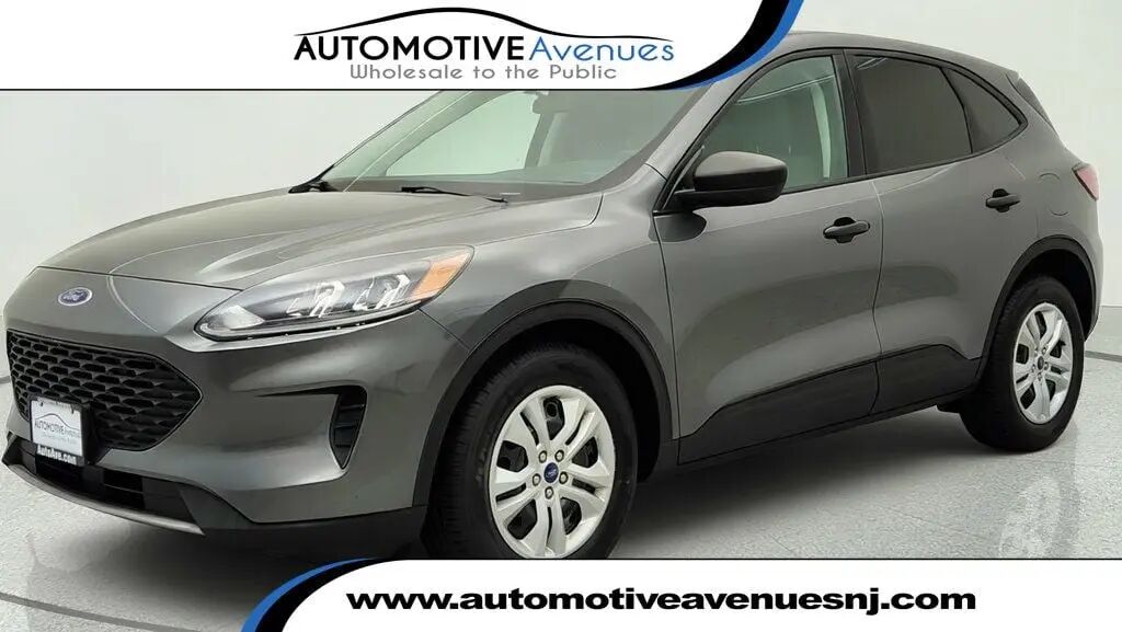 2022 Ford Escape S — photo 1 of 26