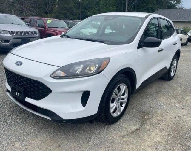 2021 Ford Escape S — photo 1 of 2