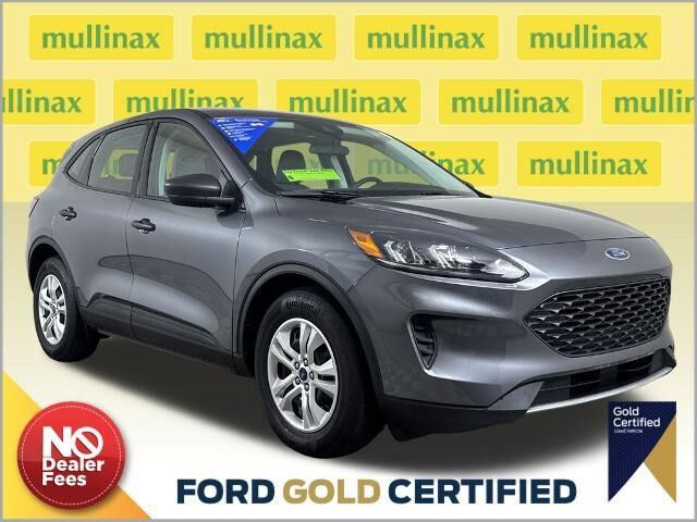 2022 Ford Escape S — photo 1 of 13
