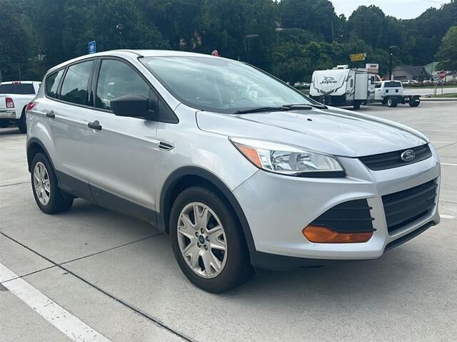 2016 Ford Escape S — photo 1 of 1