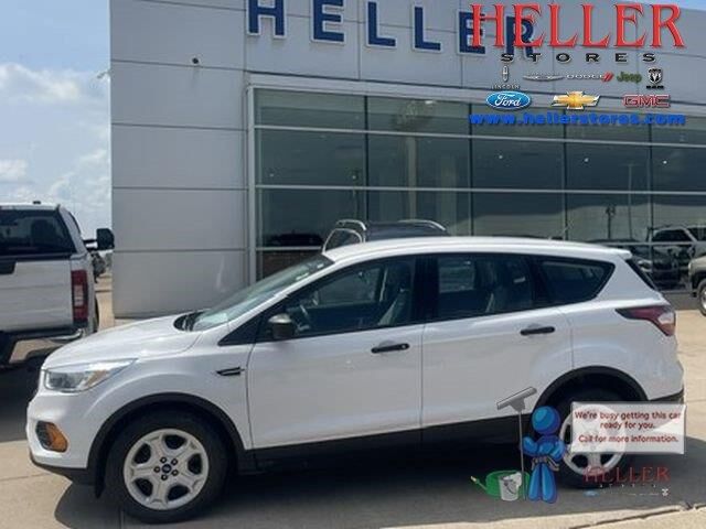 2017 Ford Escape S — photo 1 of 2