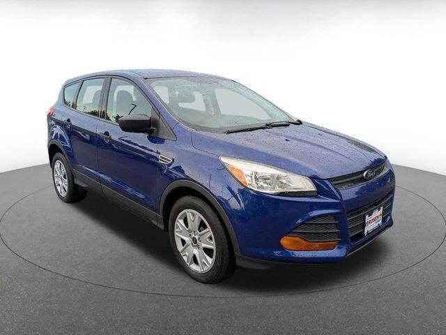 2013 Ford Escape S — photo 1 of 13